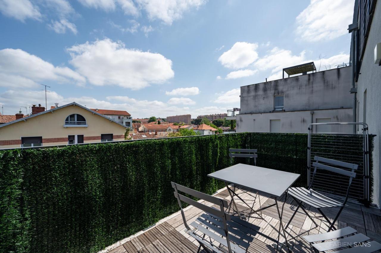 Le Saint Exupery - T3 Centre Ville Avec Balcon + Parking Gratuit Tolosa Esterno foto
